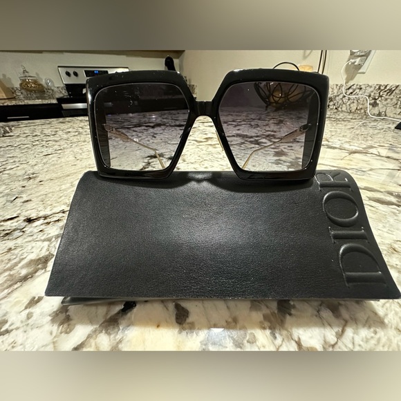 Dior Black Geometric Sunglasses Bold Design main image 5
